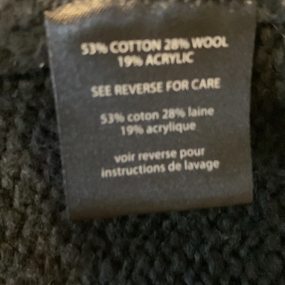 Adorable, warm kitty sweater - Picture 7 of 7